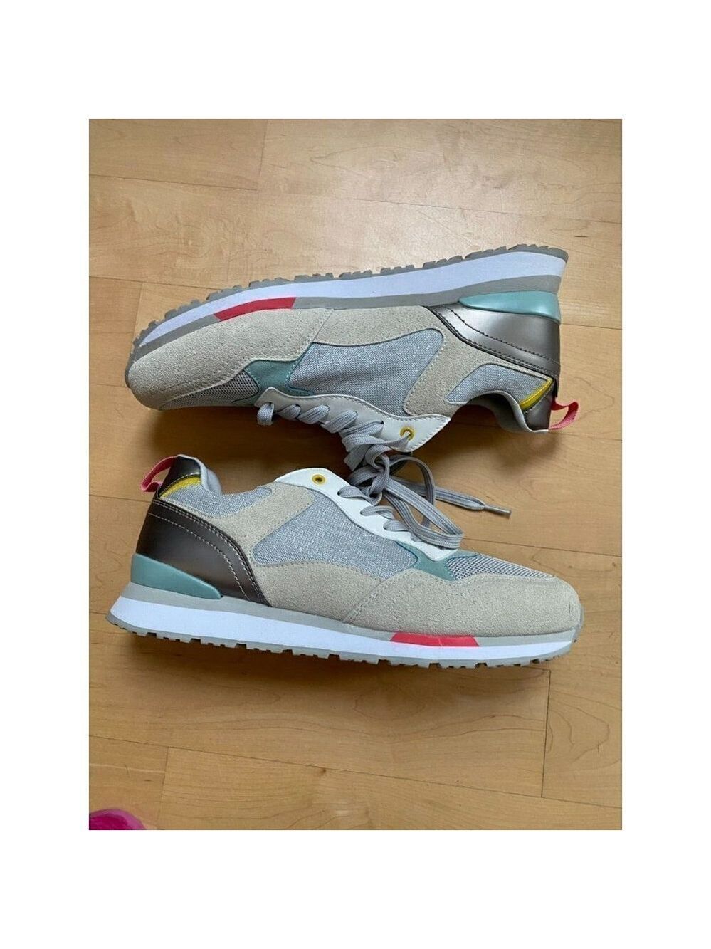 RELIGIOUS Comfort BNWOT sneaker women sz 10 colorblock lace up retro-inspired